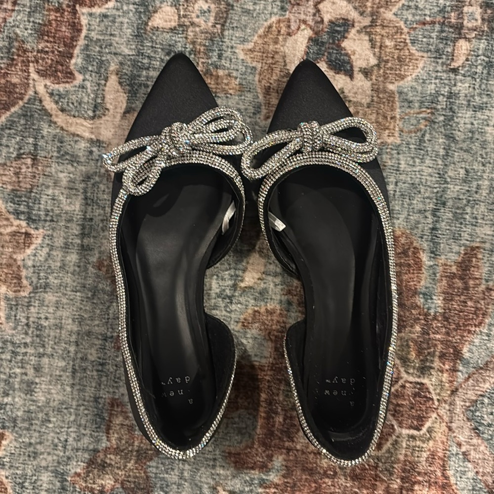 Viral target flats